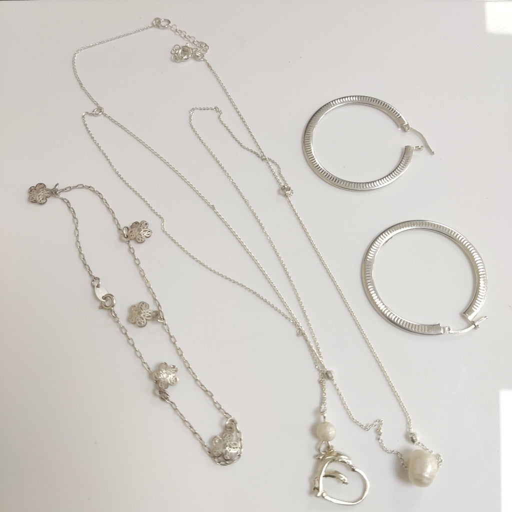 ARRACADAS PAR, GARGANTILLA, PULSERA PLATA 12 GRMS (SEMINUEVO)