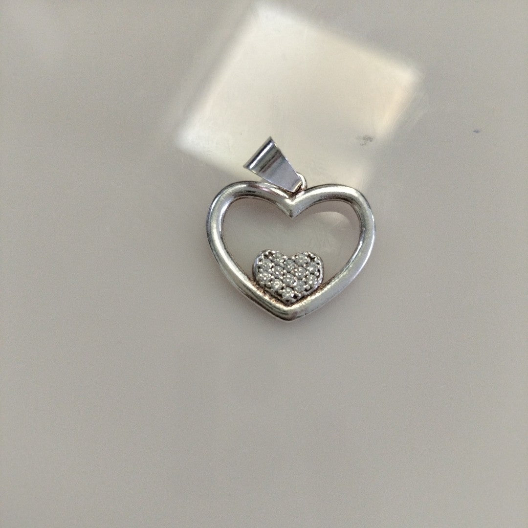 DIJE CORAZON C/CIRCONIAS PLATA .925 2.7 GR (NUEVO)
