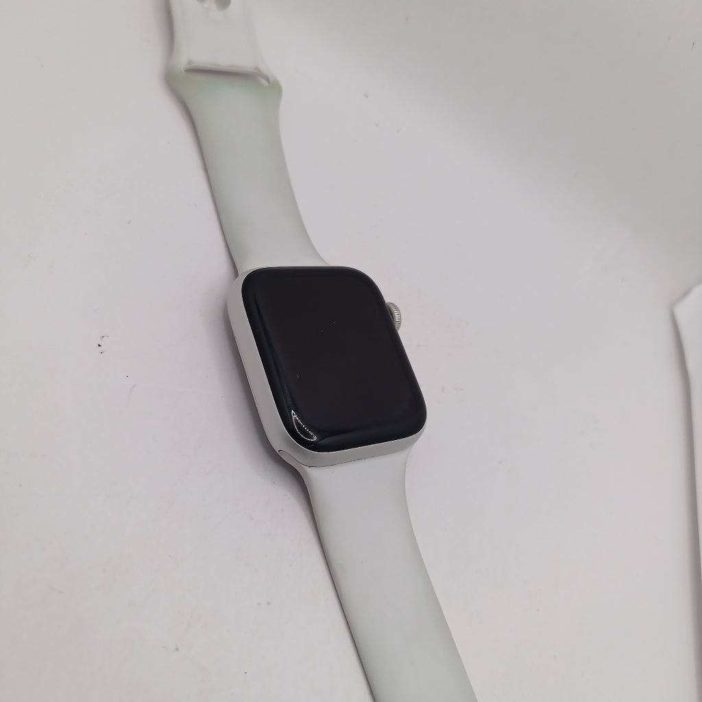 SMARTWATCH APPLE SE 2 ALUMINIO A2723 44 MM GPS (SEMINUEVO)