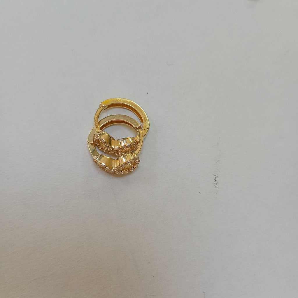 HUGGIES ORO 14K 1.8 (NUEVO)