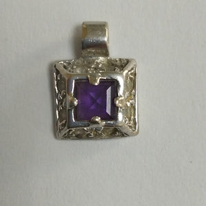 DIJE ORO 14 K 4 GRMS (SEMINUEVO)