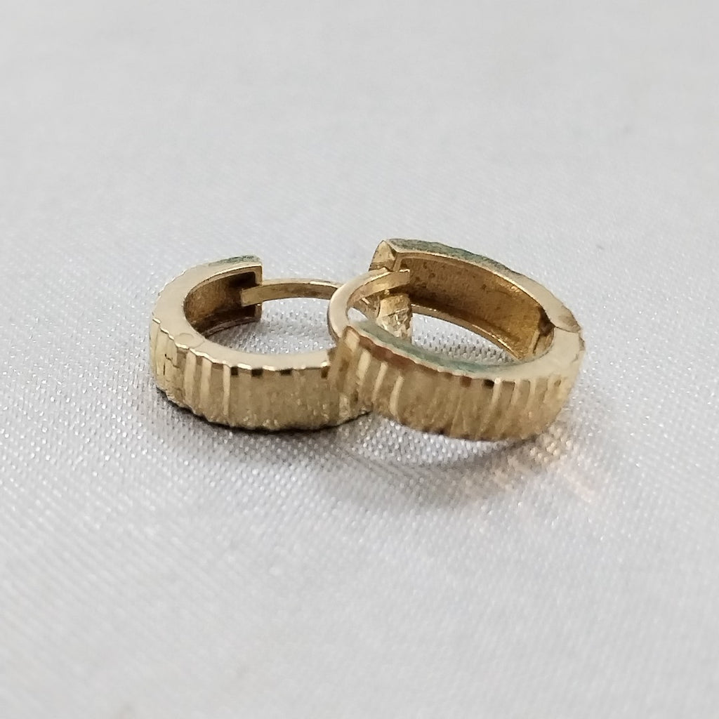 ARRACADAS PAR ORO 10 K 1 GRMS (SEMINUEVO)