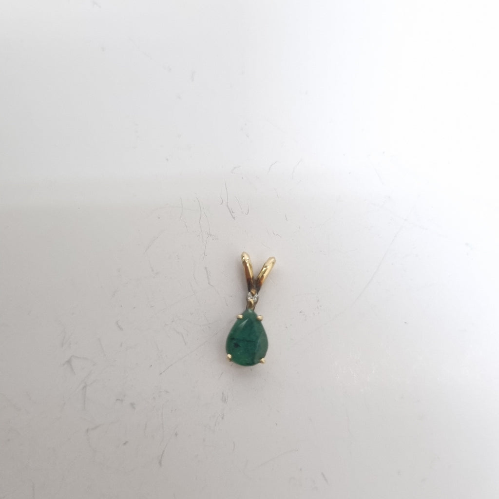 DIJE ORO 10 K 0.6 GRMS (SEMINUEVO)