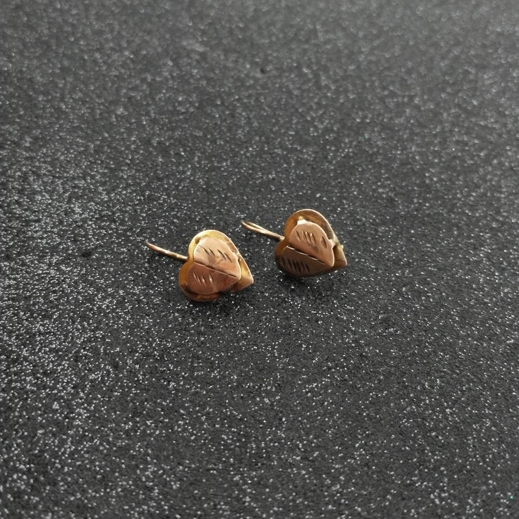 ARETES PAR ORO 8 K 1.8 GRMS (SEMINUEVO)