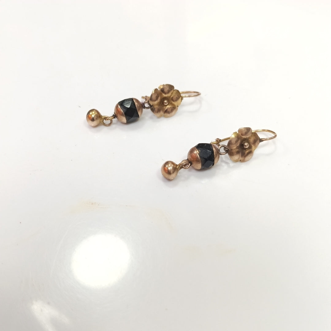 ARETES PAR ORO 8 K 2.7 GRMS (SEMINUEVO)
