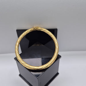 PULSERA RIGIDA ORO 18 K 10.3 GRMS (SEMINUEVO)
