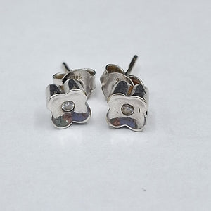 BROQUELES PAR ORO, ORO BLANCO 14 K 1.7 GRMS (SEMINUEVO)