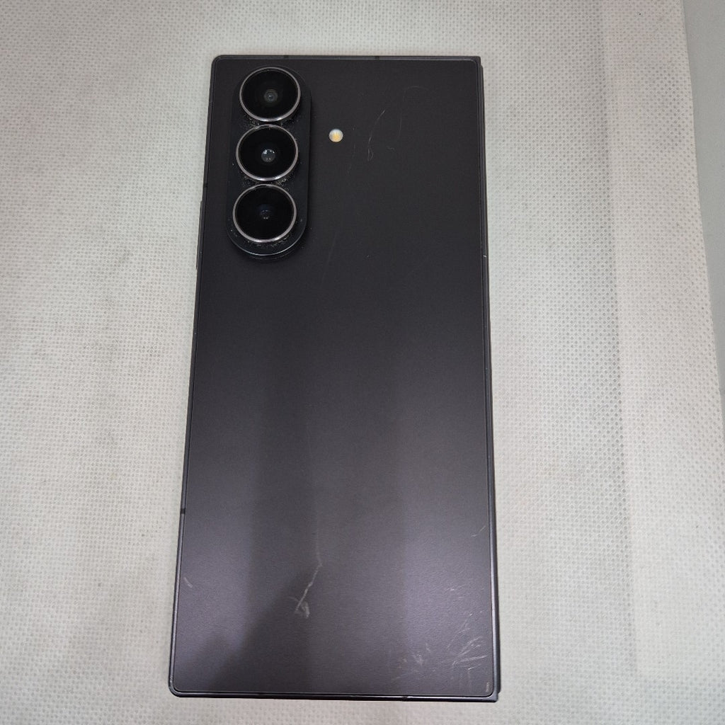 CELULAR SAMSUNG GALAXY Z FOLD7 SM-F966B (2025) 1 TB 16 GB RAM (SEMINUEVO)
