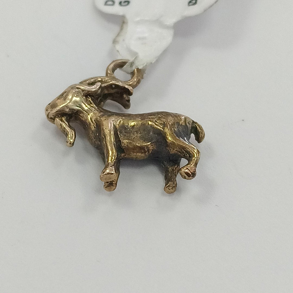 DIJE ORO 10 K 2.6 GRMS (SEMINUEVO)