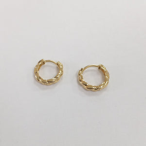 HUGGIES ORO 14K 2.1 (NUEVO)