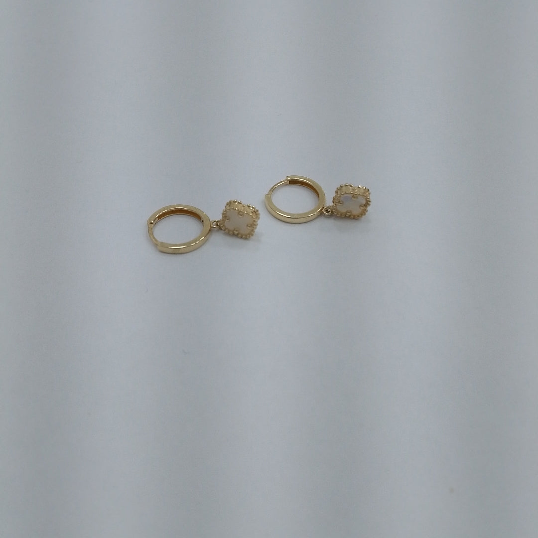 HUGGIES ORO 14K 2.1 (NUEVO)