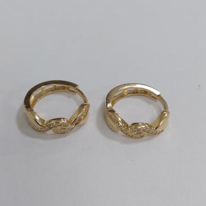 HUGGIES ORO 14K 2.7 (NUEVO)