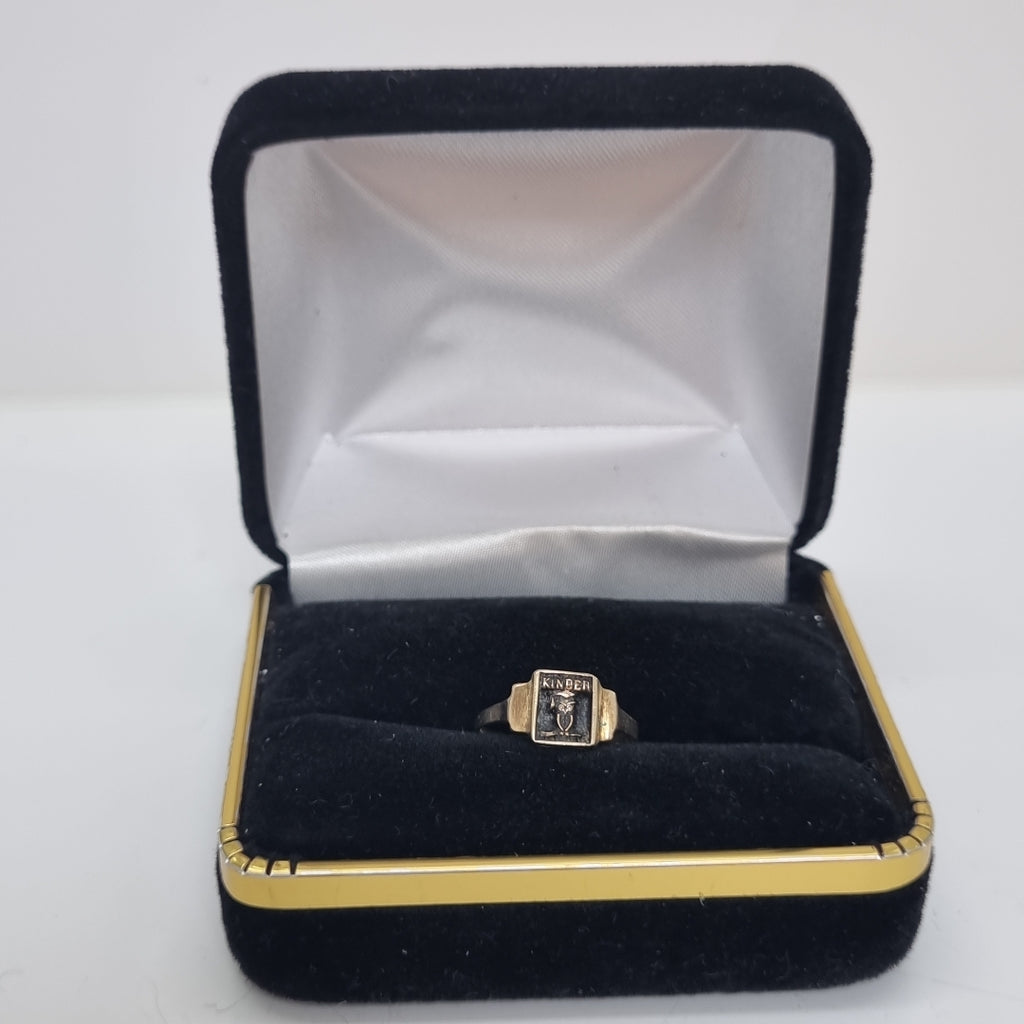 ANILLO DE GRADUACIÓN ORO 10 K 0.9 GRMS (SEMINUEVO)