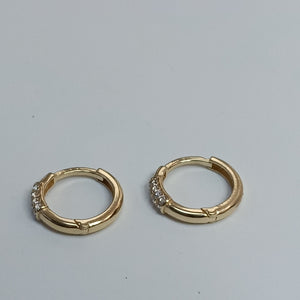 HUGGIES ORO 14K 1.4 (NUEVO)