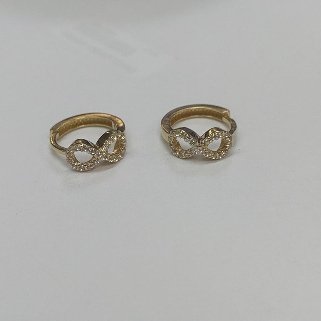 HUGGIES ORO 14K 1.8 (NUEVO)
