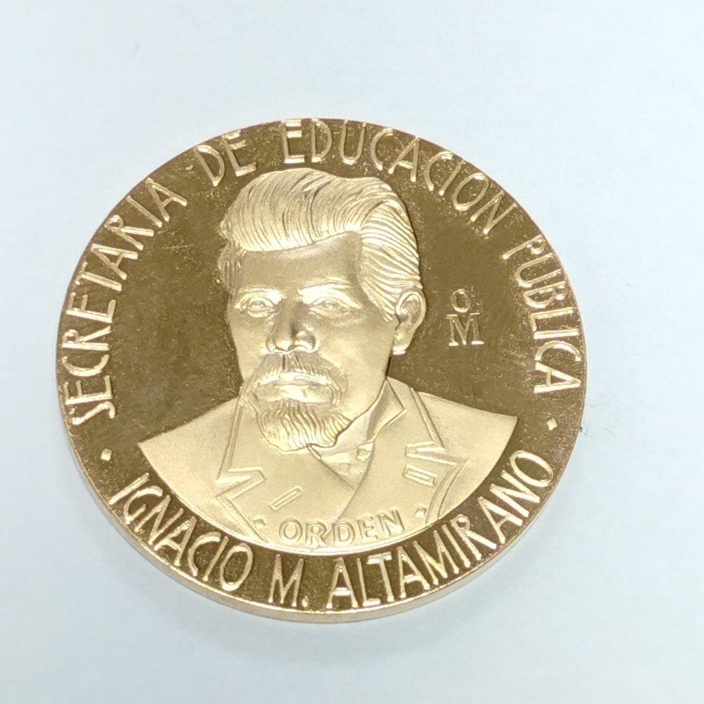 MEDALLA CONMEMORATIVA ORO 21 K 42,00 GRMS (SEMINUEVO)
