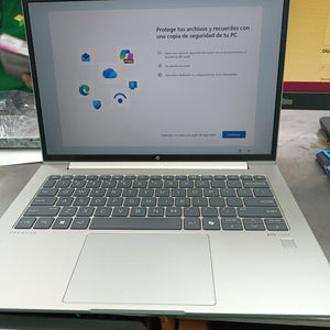 LAPTOP HP PROBOOK 445 G11 (2024 256 GB SSD 16 GB RAM (SEMINUEVO)