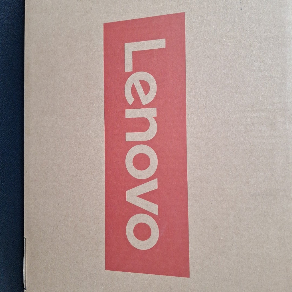LAPTOP LENOVO IDEAPAD SLIM 3 15IRH10 (2025) 1 TB SSD 24 GB RAM (SEMINUEVO)