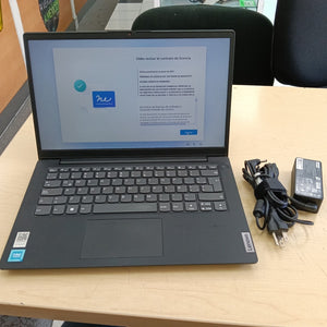 LAPTOP LENOVO V14 G2 IJL (2023) 128 GB SSD 4 GB RAM (SEMINUEVO)