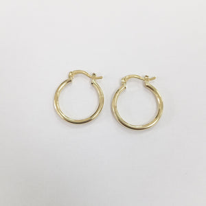 ARETES TEJIDO ARRACADAS LISAS 14K 1.1 GR (NUEVO)
