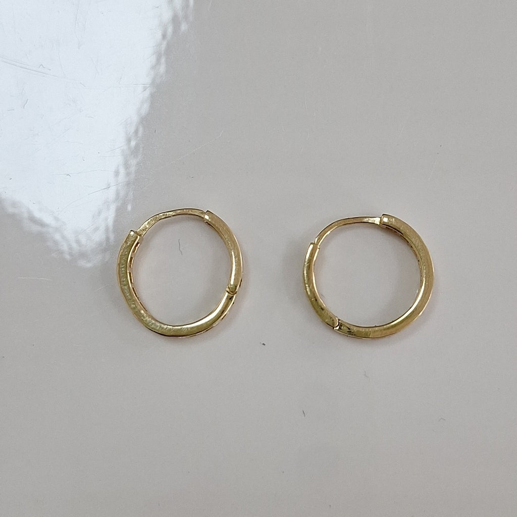 ARRACADAS PAR ORO 10 K 2 GRMS (SEMINUEVO)