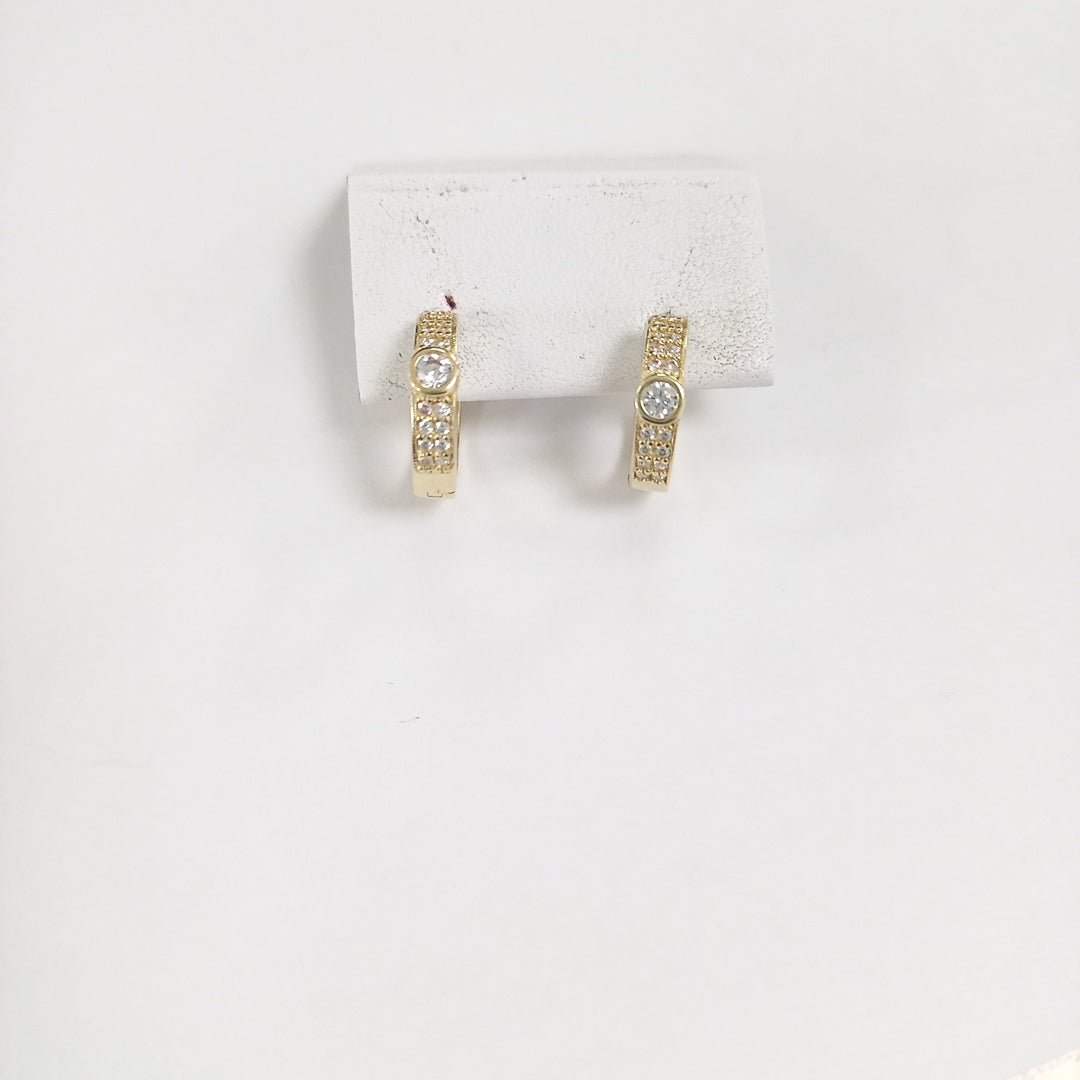 ARETES ARRACADAS C CIRCONIAS 10K 2.6 GR (NUEVO)