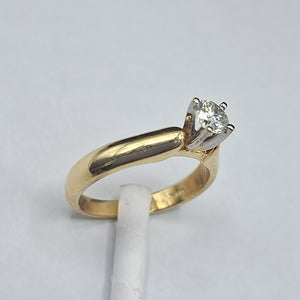 SOLITARIO ORO 14 K 4.1 GRMS (SEMINUEVO)