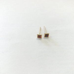 BROQUELES PAR ORO 14 K 0,70 GRMS (SEMINUEVO)