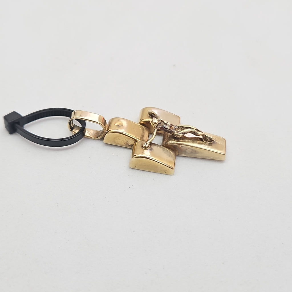DIJE ORO 14 K 6.1 GRMS (SEMINUEVO)