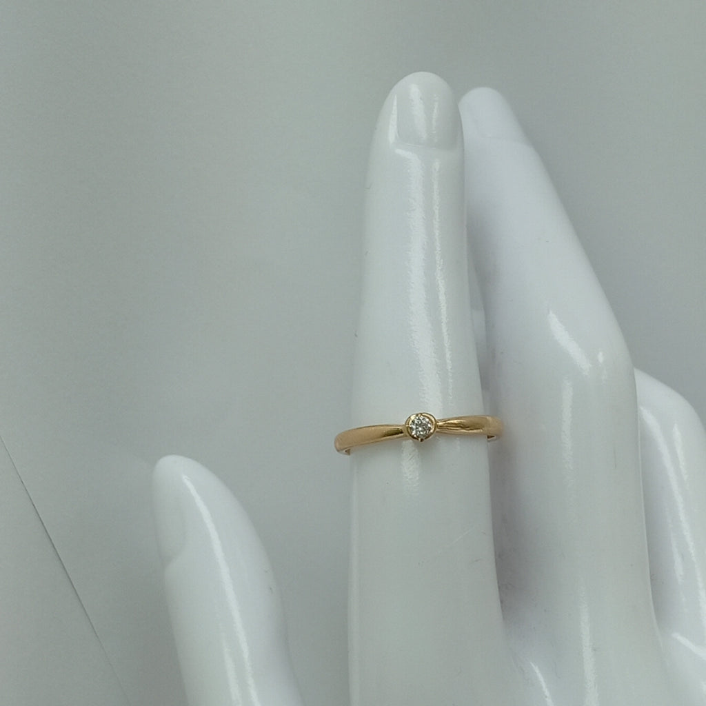 SOLITARIO ORO 14 K 1.9 GRMS (SEMINUEVO)