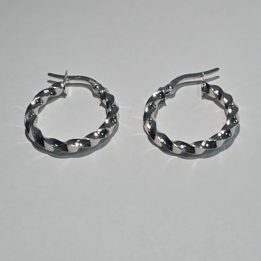 ARRACADAS PAR ORO BLANCO 14 K 1,60 GRMS (SEMINUEVO)