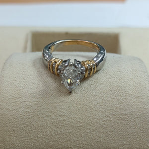 ANILLO ORO BLANCO 14 K 7,40 GRMS (SEMINUEVO)