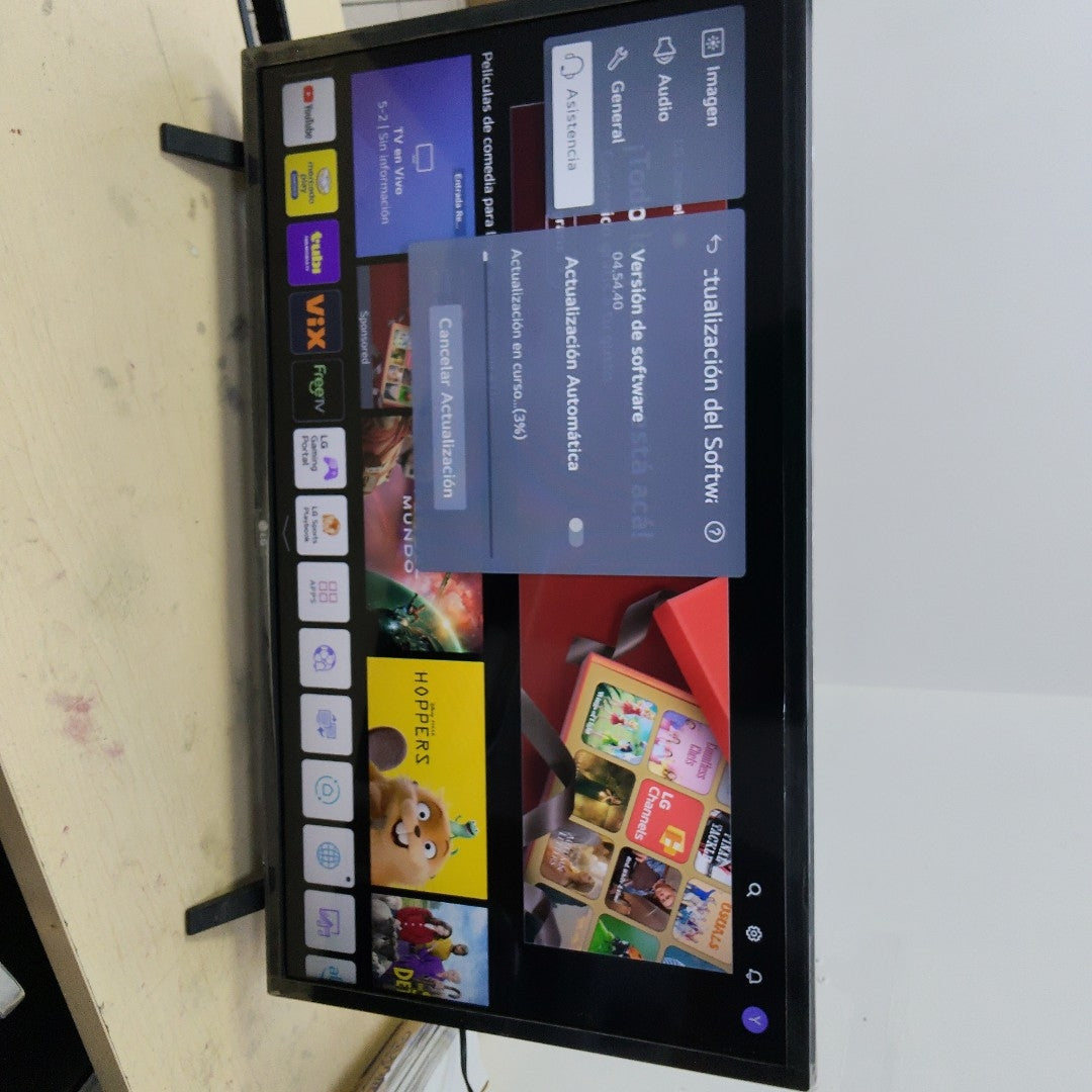 PANTALLA LG 32LQ630BPUA (2022) 32" LED HD (SEMINUEVO)