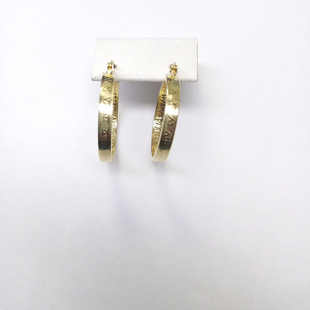 ARETES ARRACADAS TROQUELADA 14K 2.7 GR (NUEVO)