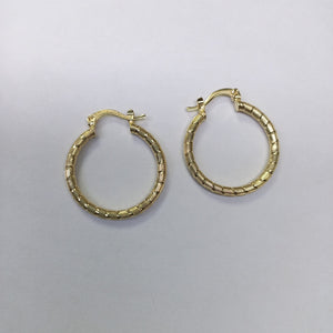 ARETES ARRACADAS LABRADAS 14K 3.2 GR (NUEVO)