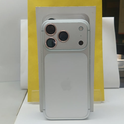CELULAR APPLE IPHONE 17 PRO A3522 (2025) 256 GB 12 GB RAM (SEMINUEVO)