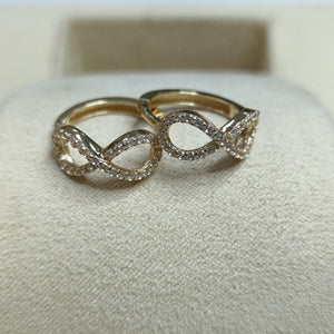HUGGIES ORO 14K 2.1 (NUEVO)
