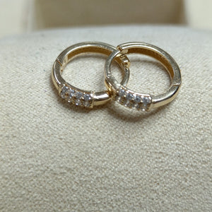 HUGGIES ORO 14K 1.4 (NUEVO)