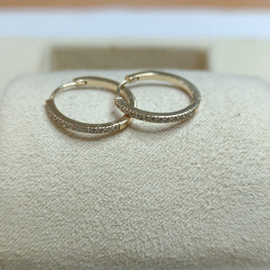HUGGIES ORO 14K 1.4 (NUEVO)