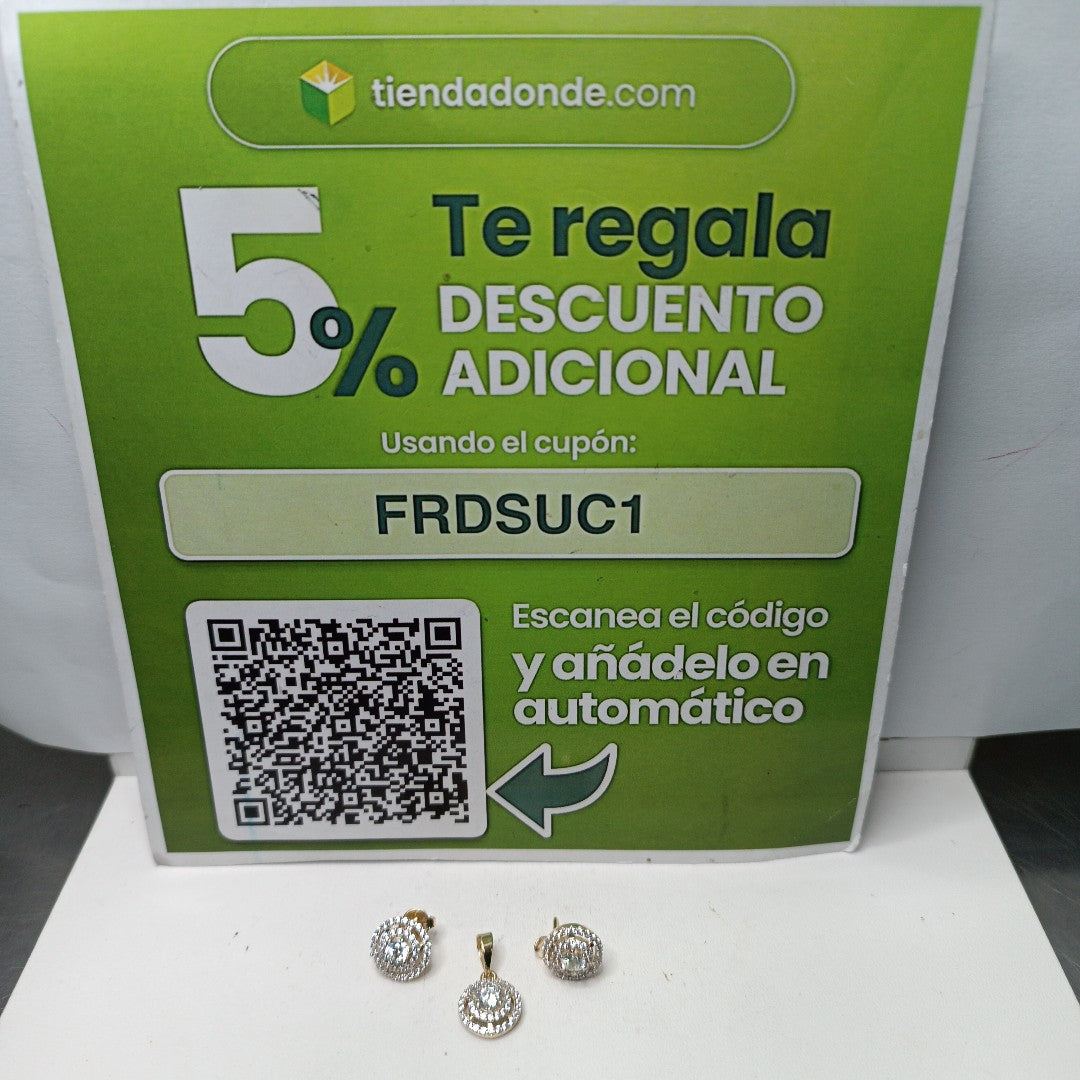 BROQUELES MEDIO ADEREZO BROQUELES Y DIJE C CIRCONIAS 14K 4.2 GR (NUEVO)