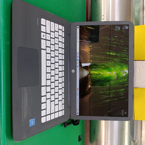 LAPTOP HP STREAM 14-CF2112WM (2024) 64 GB SSD 4 GB RAM (SEMINUEVO)