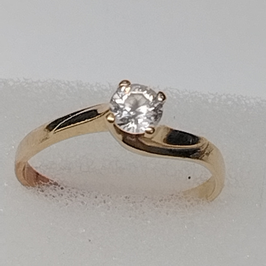 ANILLO ORO 14 K 2.4 GRMS (SEMINUEVO)