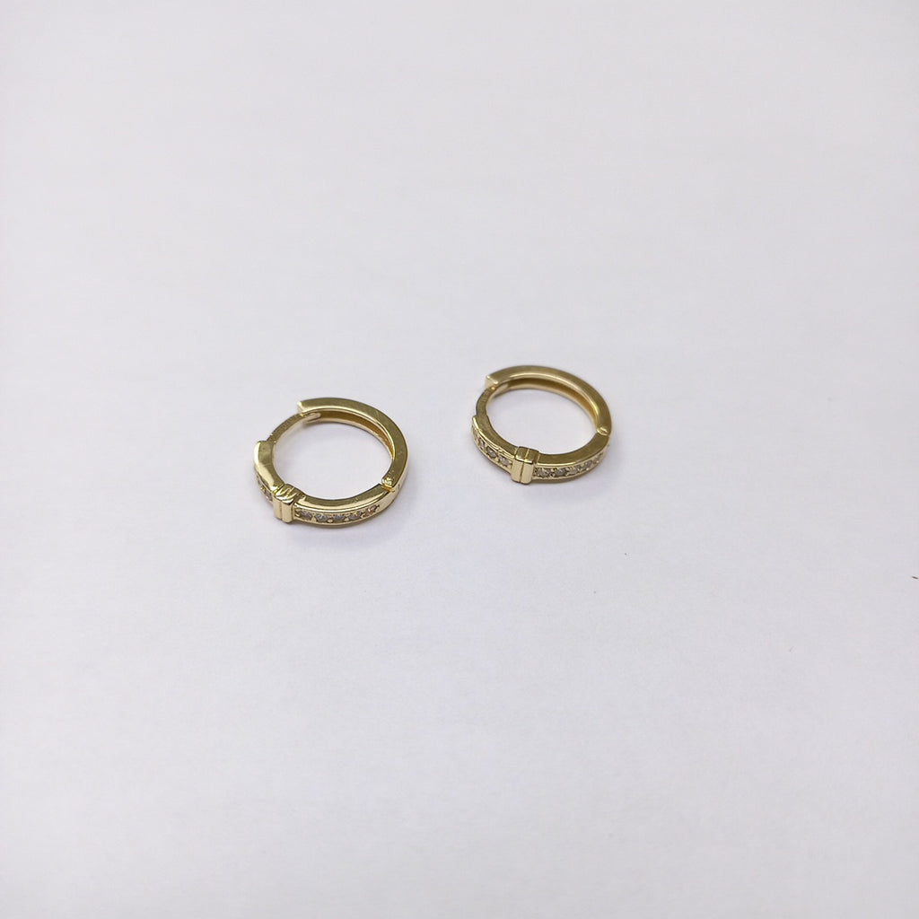 ARETES HUGGIES C CIRCONIA 14K 1.9 GR (NUEVO)