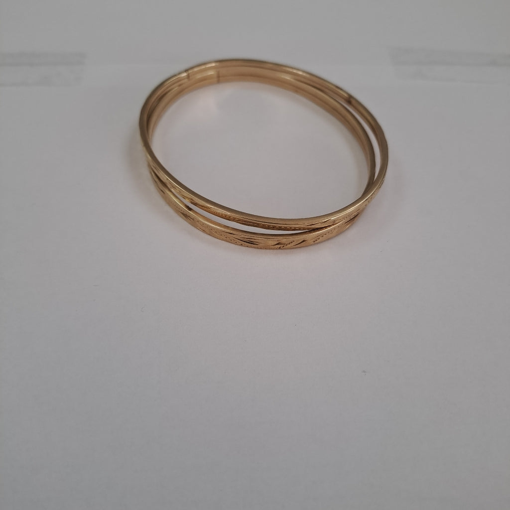 PULSERA RIGIDA ORO 10 K 8.7 GRMS (SEMINUEVO)