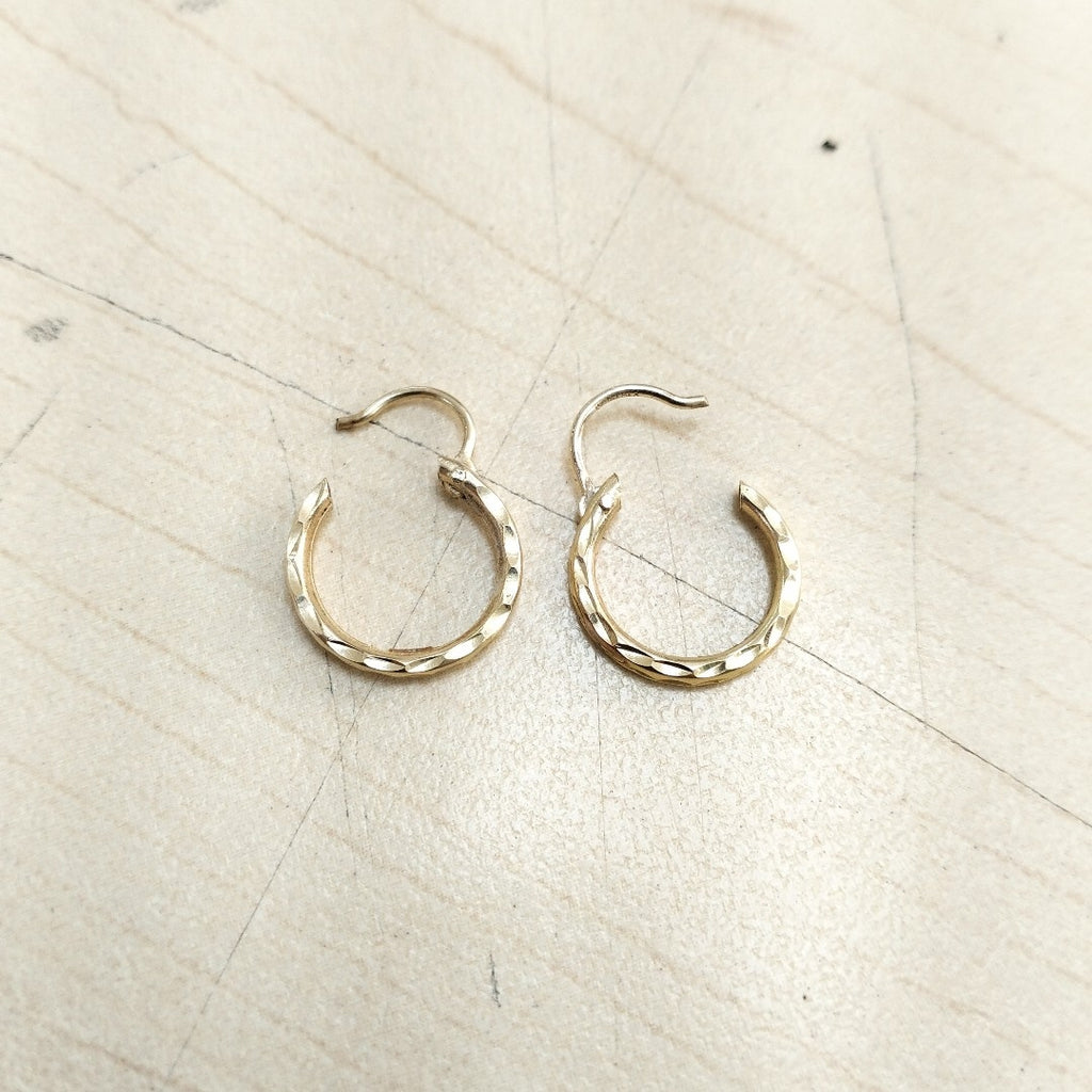 ARRACADAS PAR ORO 14 K 0.9 GRMS (SEMINUEVO)