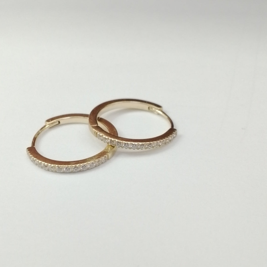 HUGGIES ORO 14K 1.4 (NUEVO)