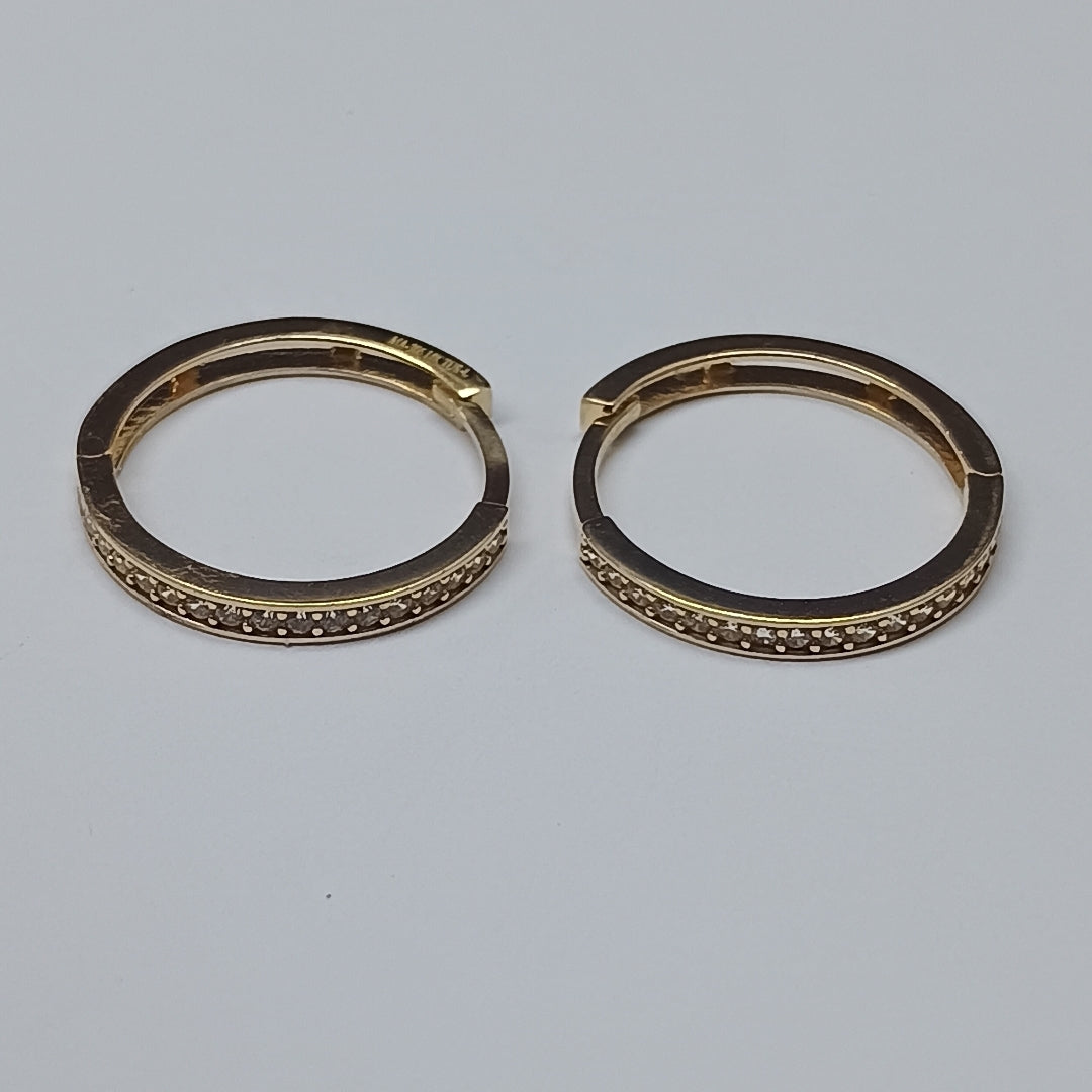 HUGGIES ORO 14K 1.5 (NUEVO)