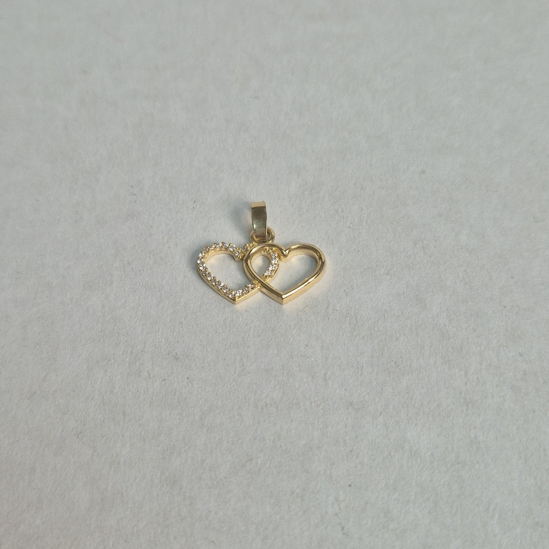 DIJE TEJIDO DOS CORAZONES CON CIRCONIAS 14K 1.5 GR (NUEVO)