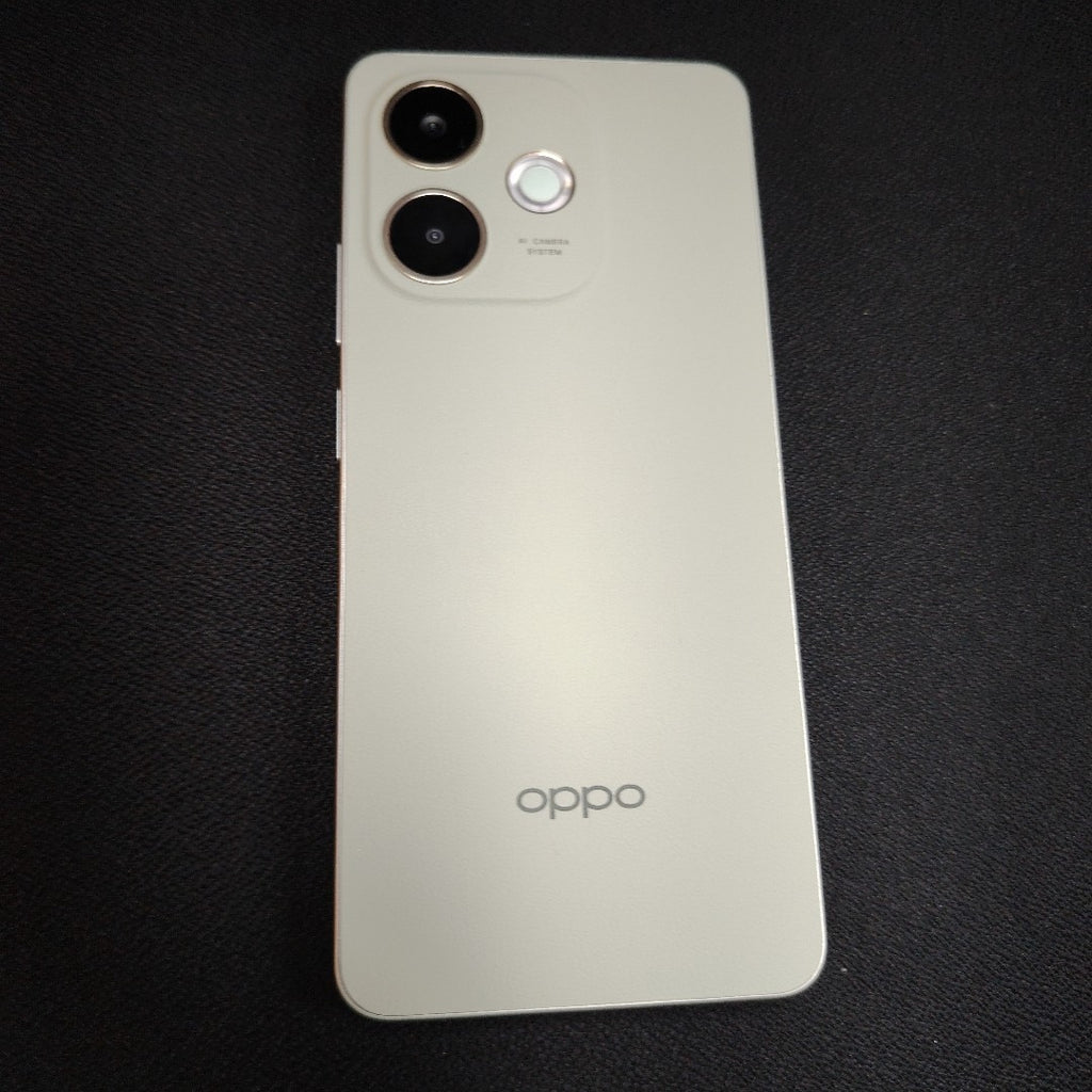 CELULAR OPPO A5 PRO CPH2711 (2025) 256 GB 8 GB RAM (SEMINUEVO)