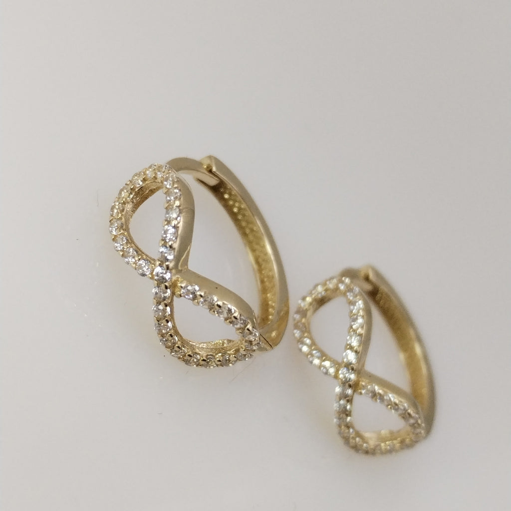 HUGGIES ORO 14K 2.1 (NUEVO)